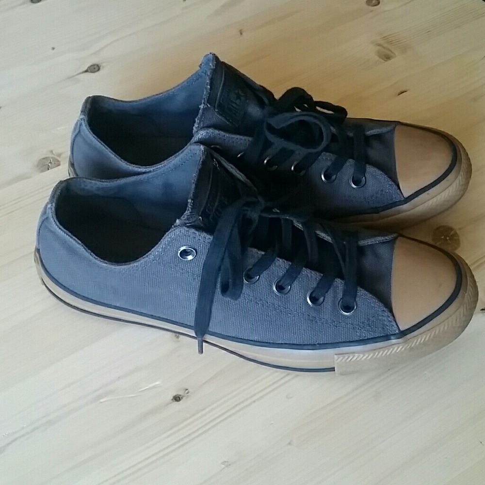 Men Converse Chuck Taylor All Star Sneakers